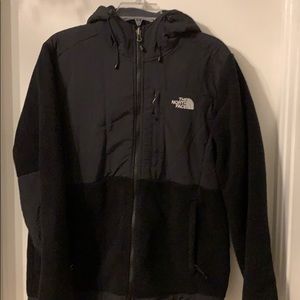 Women’s North Face Jacket with hood